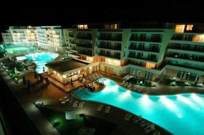 Grand Kameliq Apartment Pantai Sunny Luaran gambar